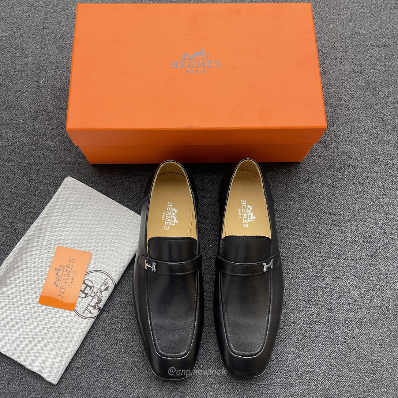 Hermes Goatskin Mens Giovanni Loafer Black (6) - newkick.app